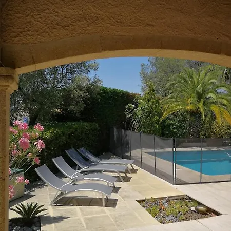 Avec Piscine 8 Personnes *