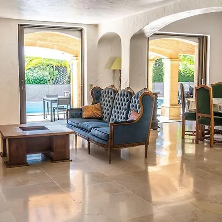 Villa Avec Piscine 8 Personnes Fréjus